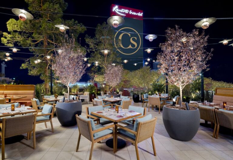 How to Reduce Resort Dining Expenses: The 2026 Editorial Guide